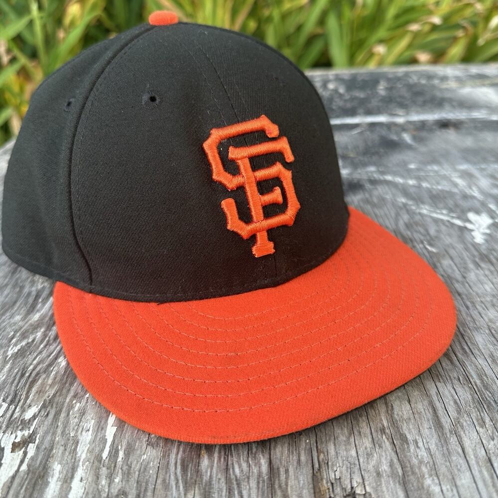San Francisco Giants Hat Cap New Era 59FIFTY Fitted Size 7 1/4 Made In USA